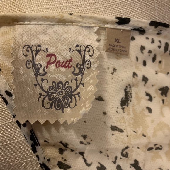 Pout Cream and Black Patterned Blouse - Picture 6 of 6